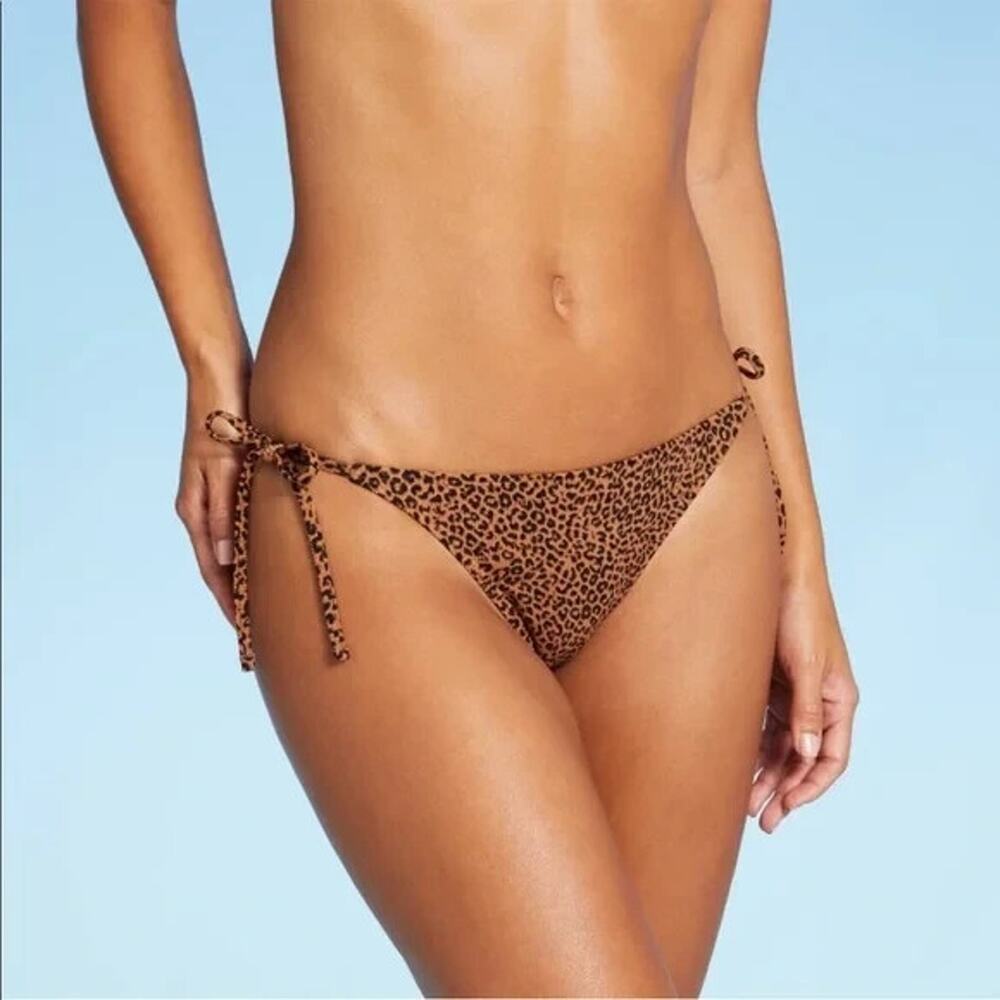 Xhilaration Animal Print Bikini Bottoms Sz Small String Hipster Swimwear